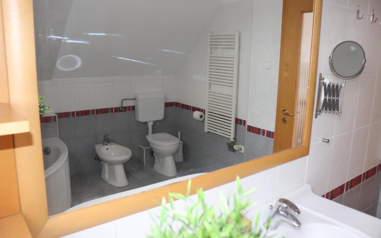 B6 Apartman Veszprem Exterior photo