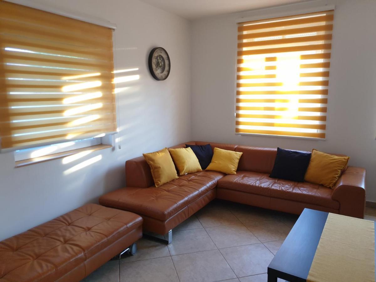 B6 Apartman Veszprem Exterior photo